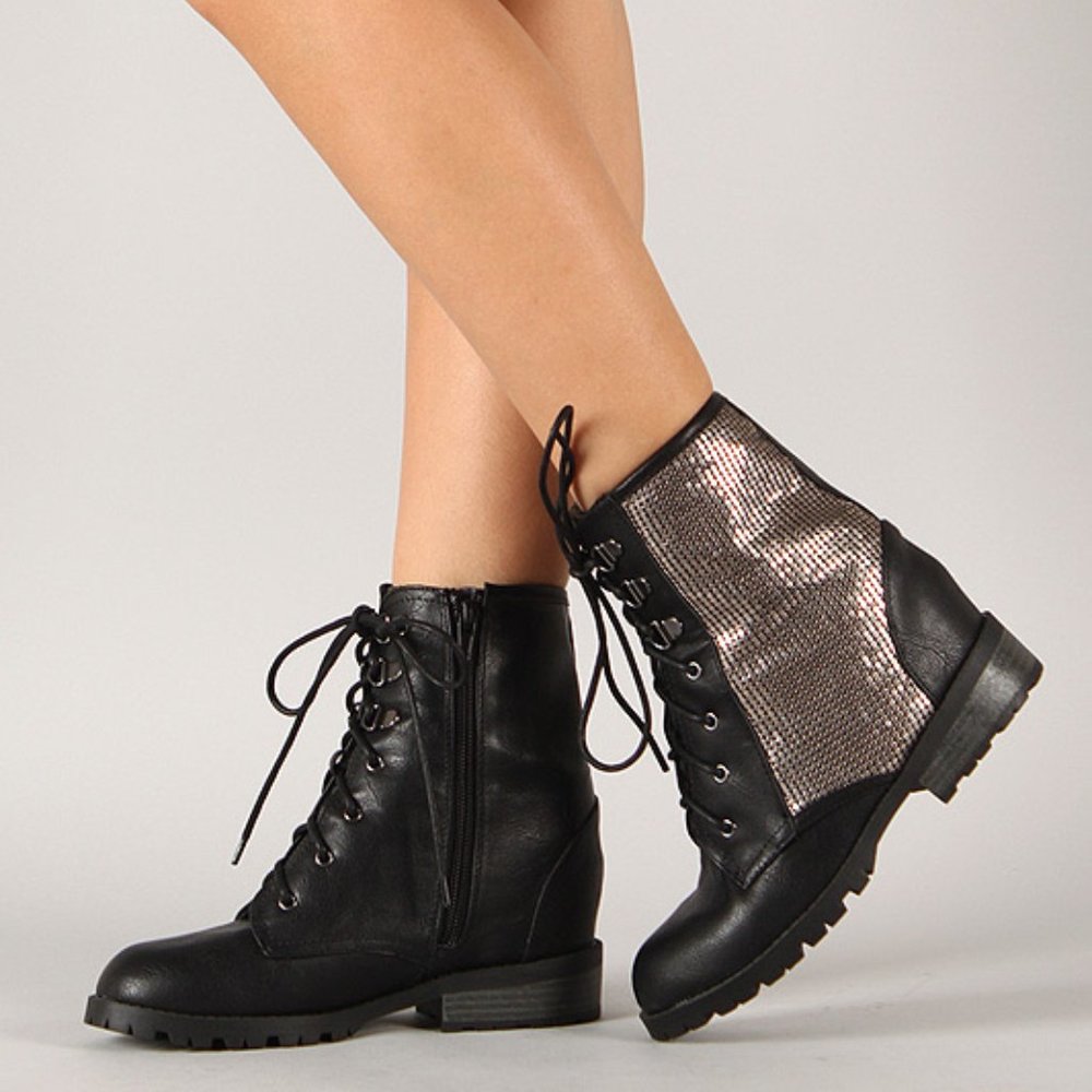 Qupid Roy Black Distress Boots/Booties